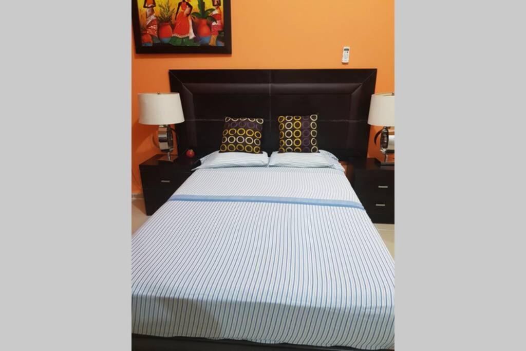 Depto. MAIA: A/C, agua caliente, WiFi, tv, cable. Apartment Palenque Exterior foto
