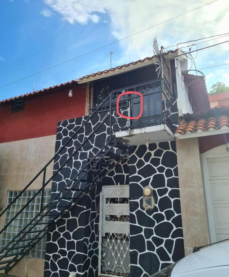 Depto. MAIA: A/C, agua caliente, WiFi, tv, cable. Apartment Palenque Exterior foto